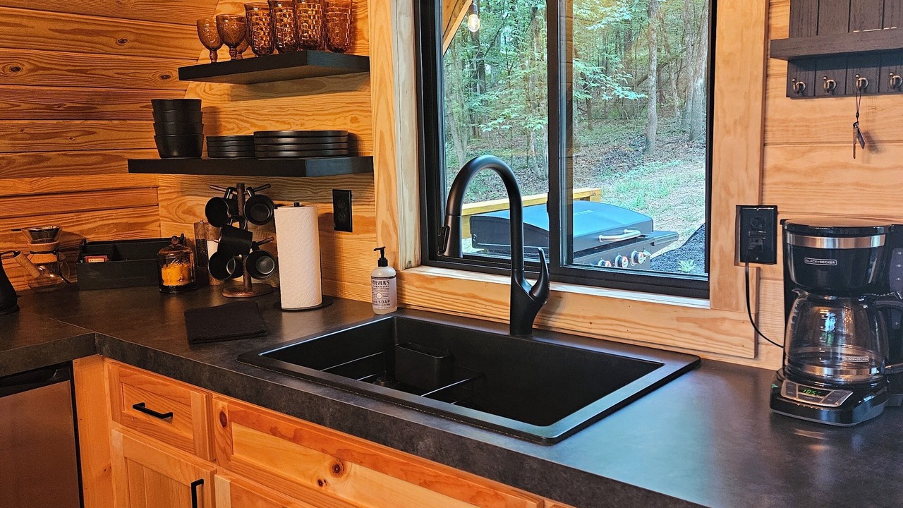Photo of Kitchen in Dewy Rose