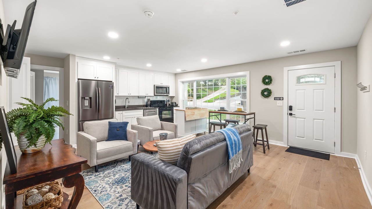 Photo of Livingroom in Gainesville