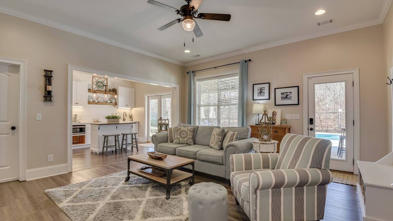 Photo of Livingroom in Appling