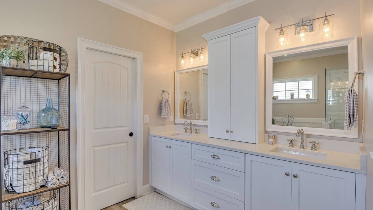 Photo of Bathroom in Appling