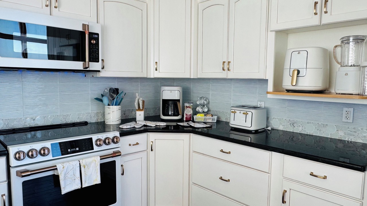 Photo of Kitchen in Floridana Beach
