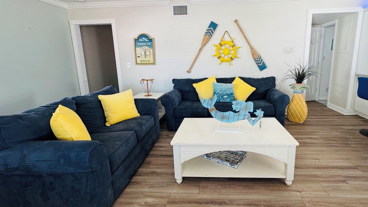 Photo of Livingroom in Floridana Beach