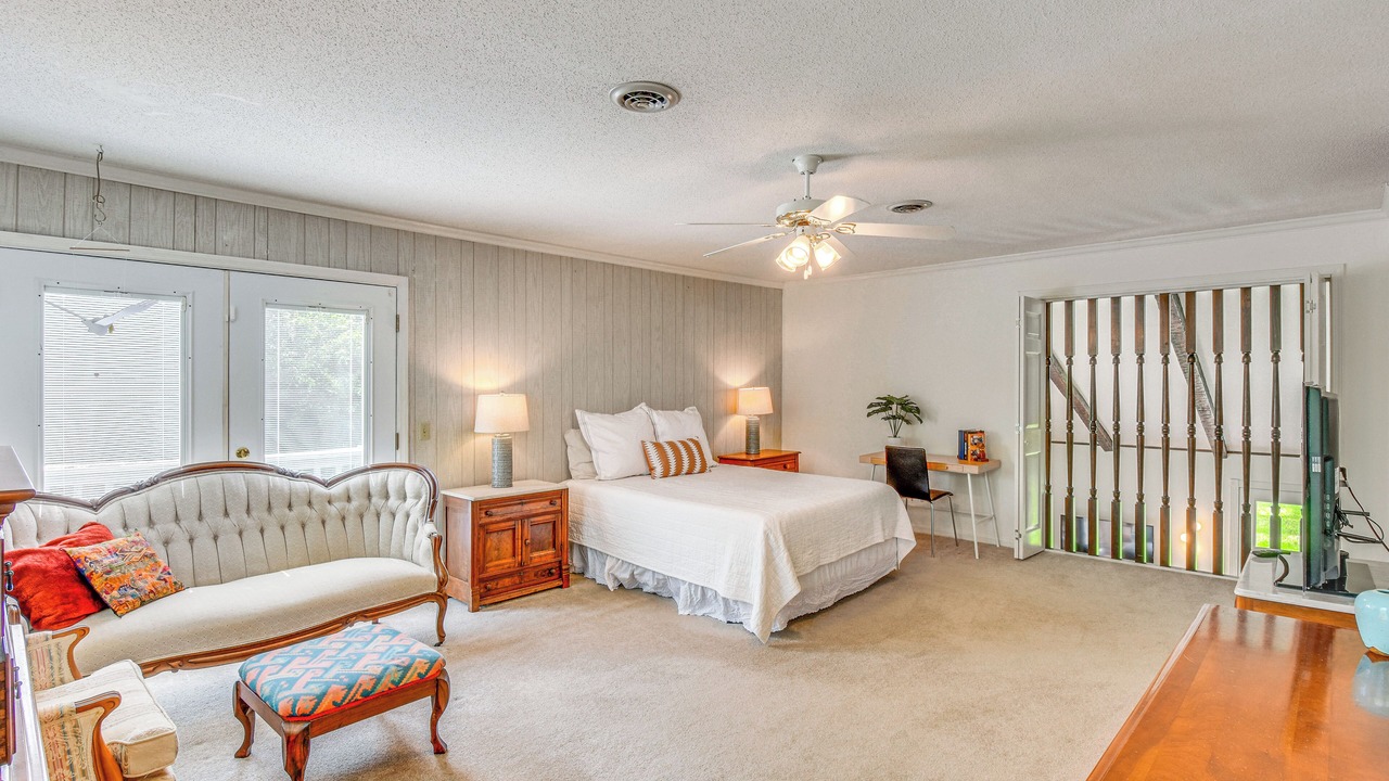 Photo of Bedroom in Central