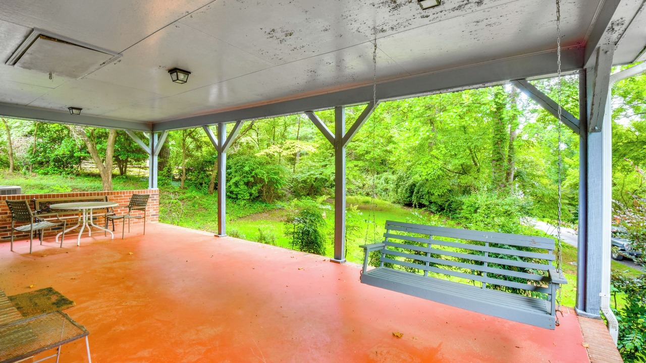 Photo of Outdoor in Central