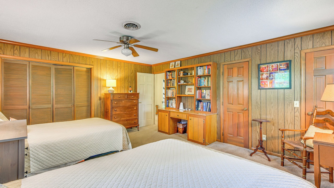 Photo of Bedroom in Central