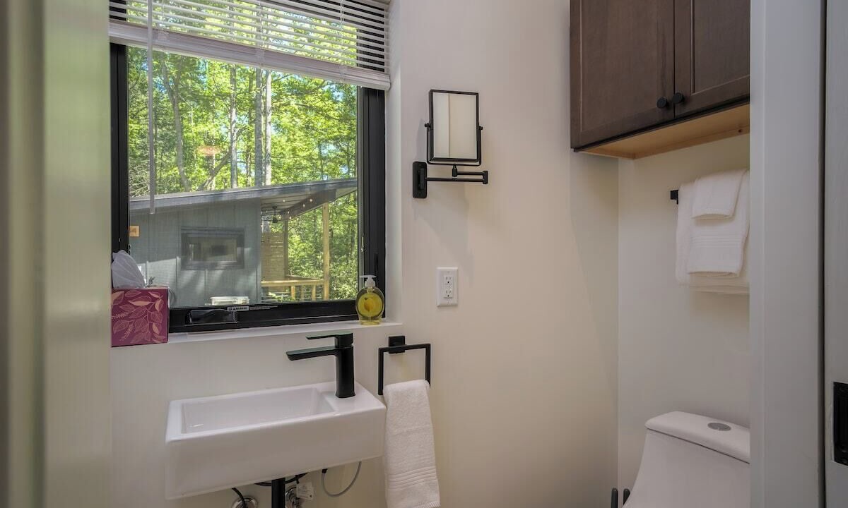 Photo of Bathroom in Rosman