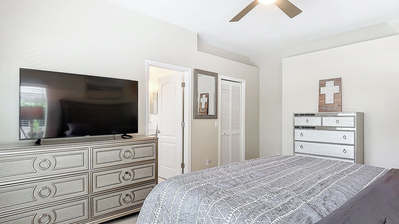 Photo of Bedroom in Falcons Glen