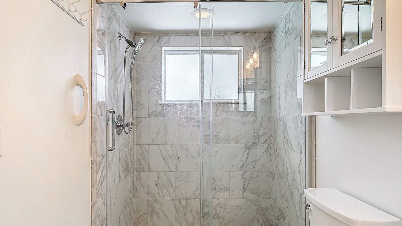 Photo of Bathroom in Falcons Glen