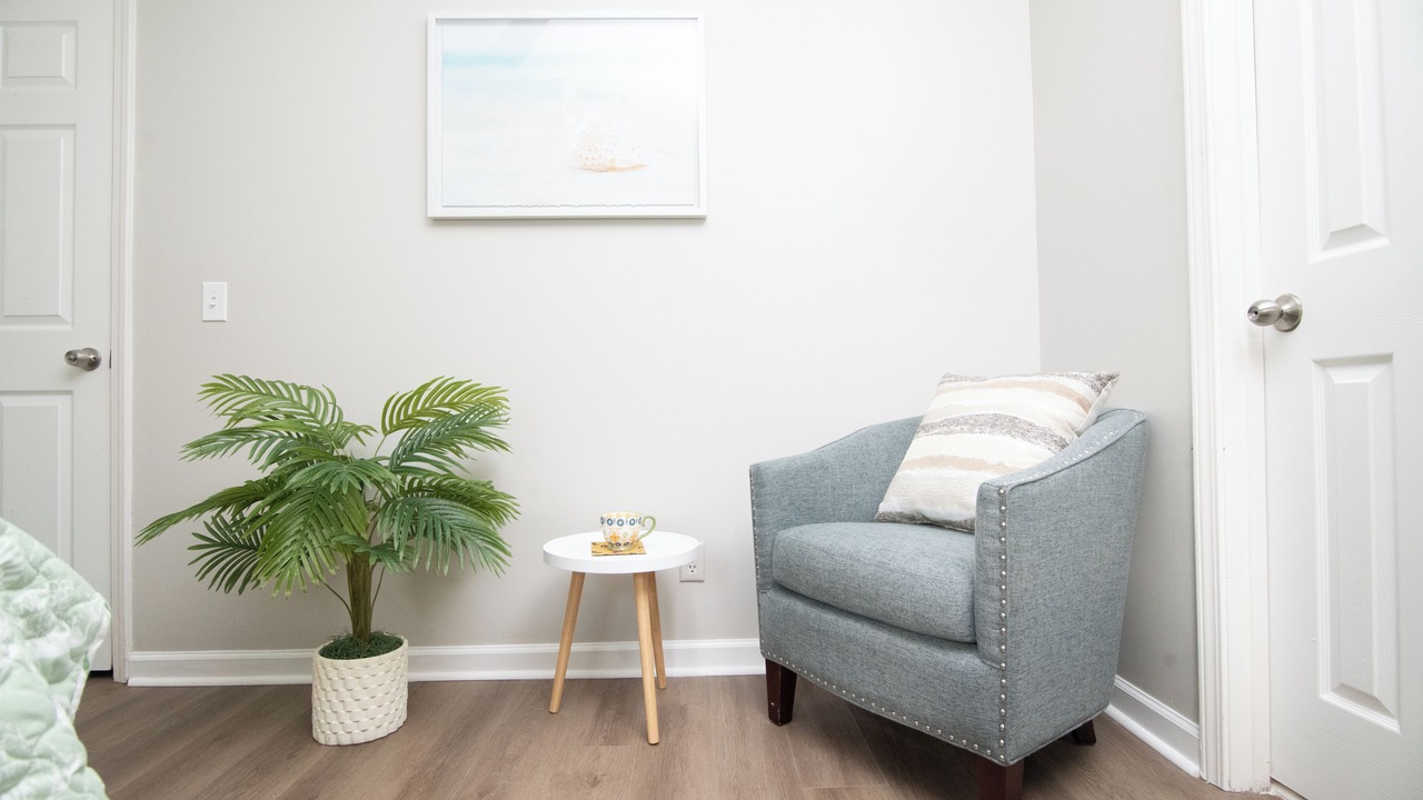 Photo of Livingroom in Whitemarsh Island