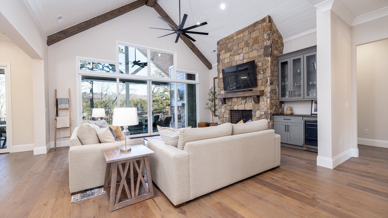 Photo of Livingroom in Salem