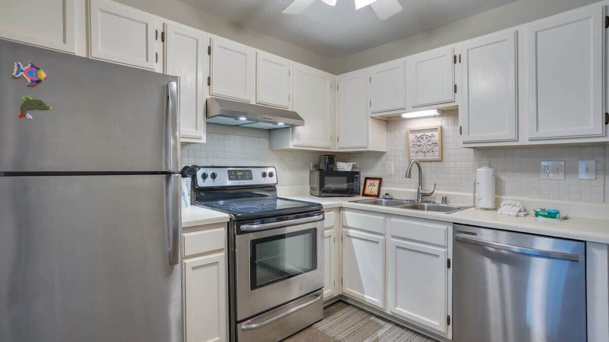 Photo of Kitchen in Palmetto Dunes