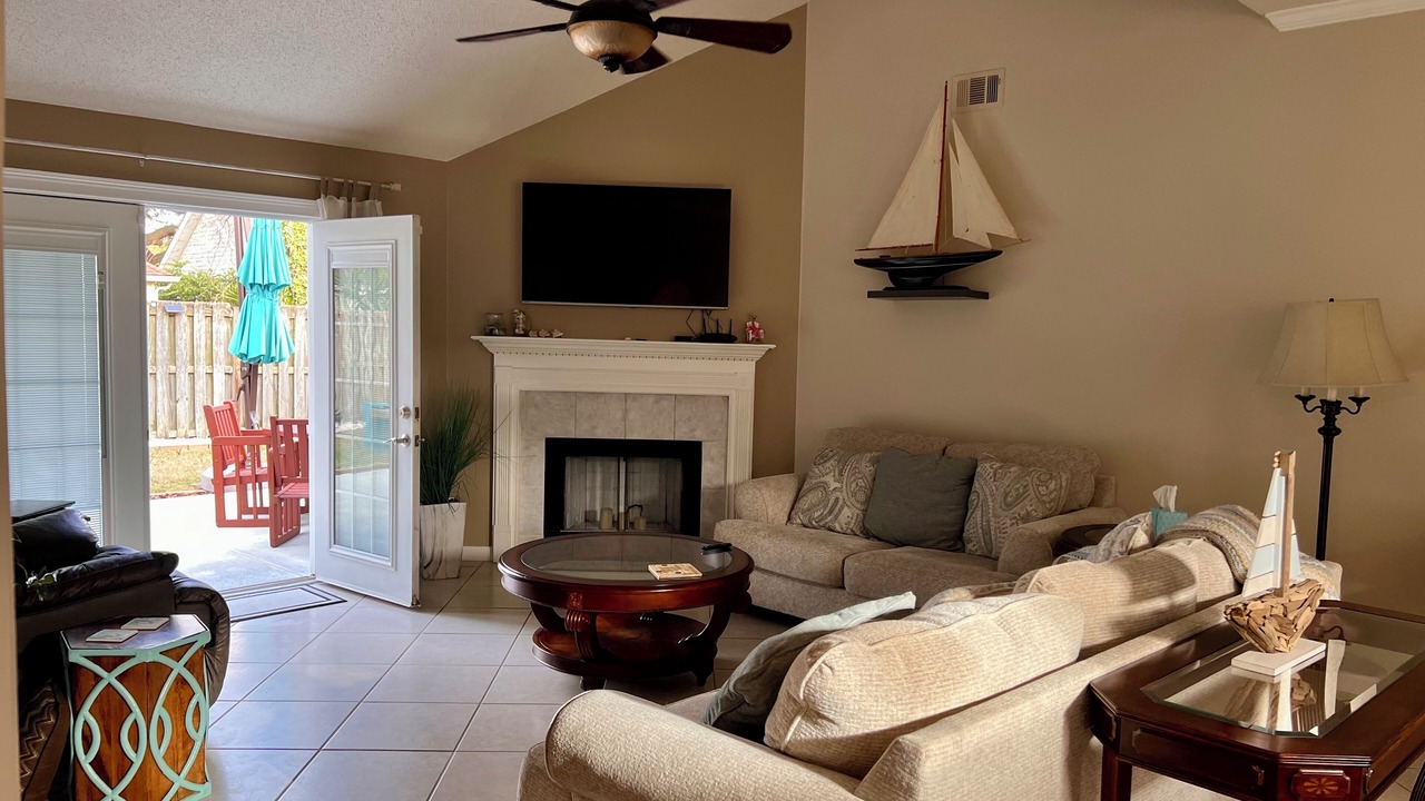Photo of Livingroom in Savannah