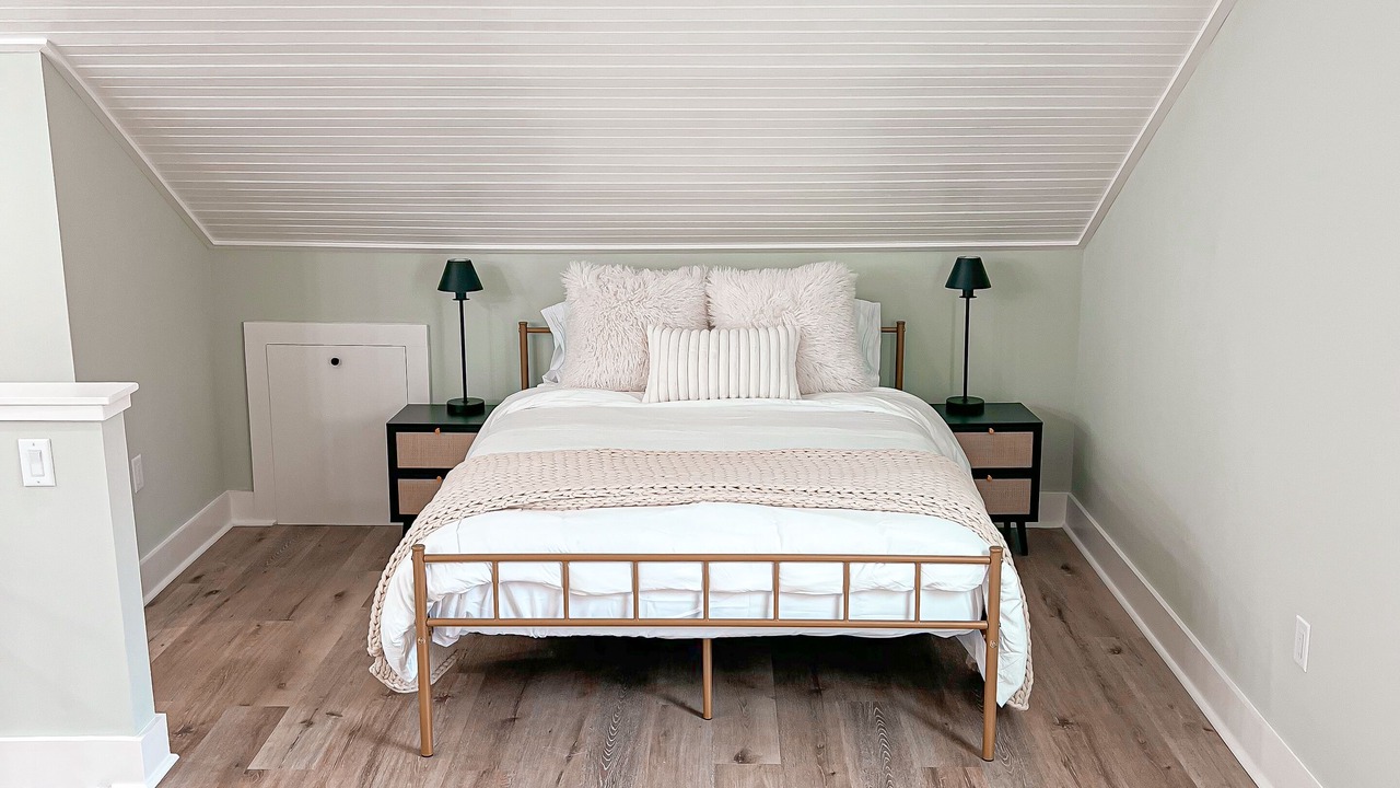 Photo of Bedroom in Greenwood