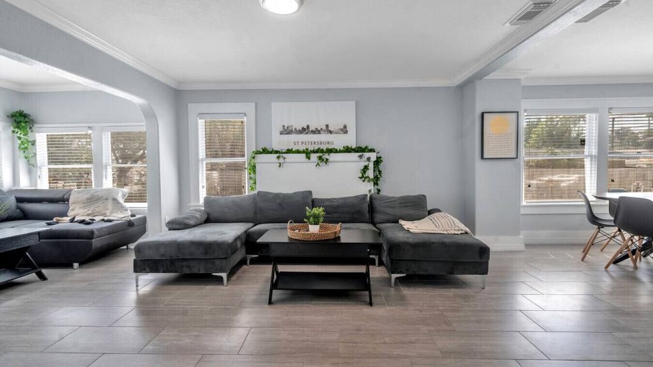 Photo of Livingroom in St. Petersburg