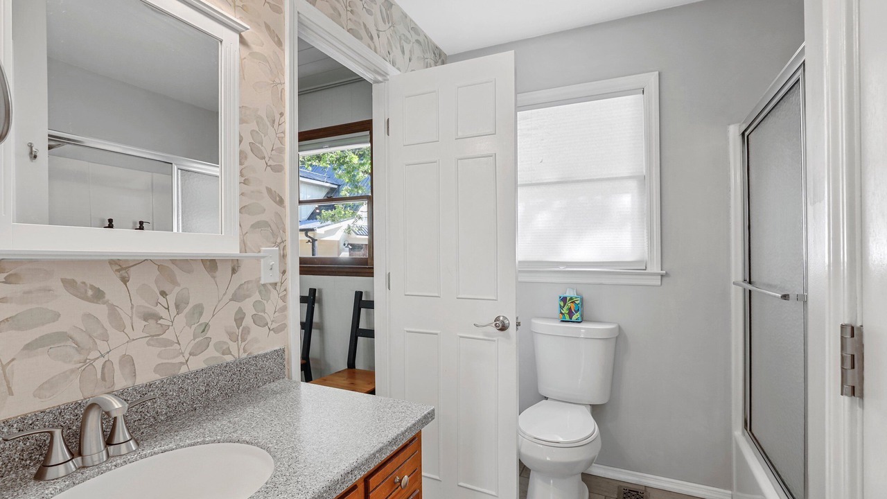 Photo of Bathroom in Reed Creek