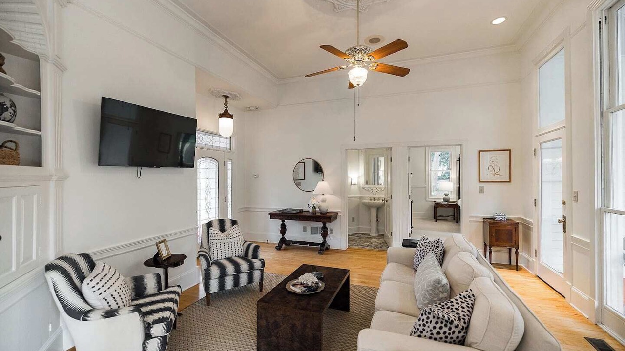 Photo of Livingroom in Watkinsville