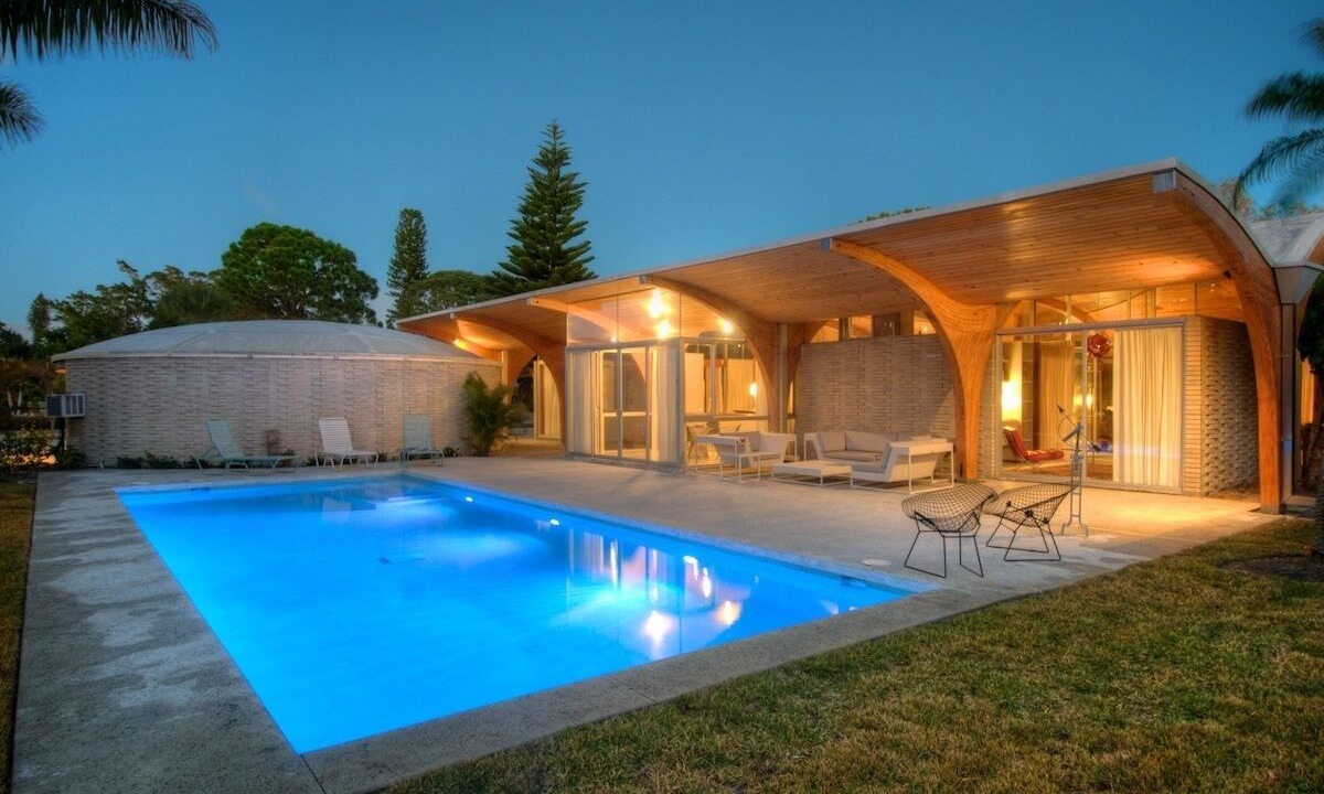 Photo of Outdoor in Golden Beach