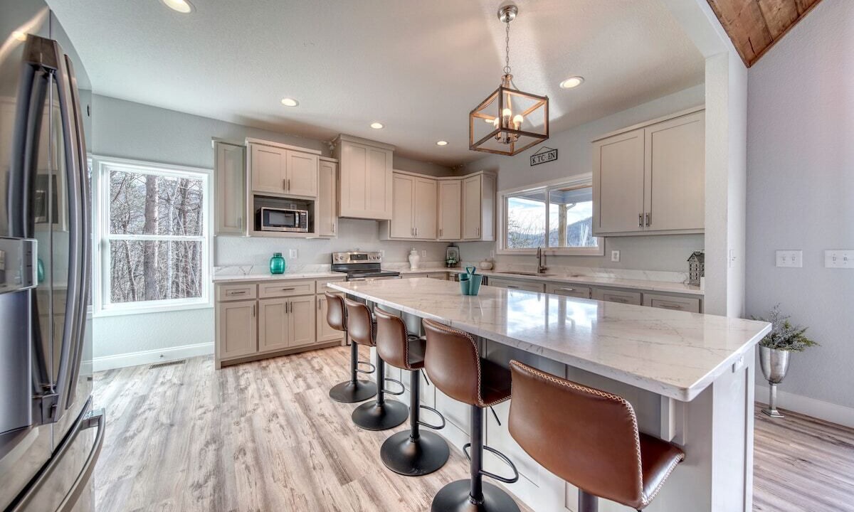 Photo of Kitchen in Hiawassee