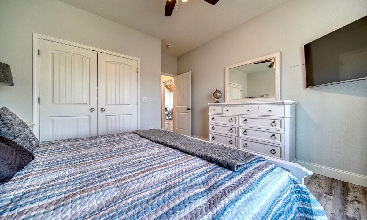 Photo of Bedroom in Hiawassee