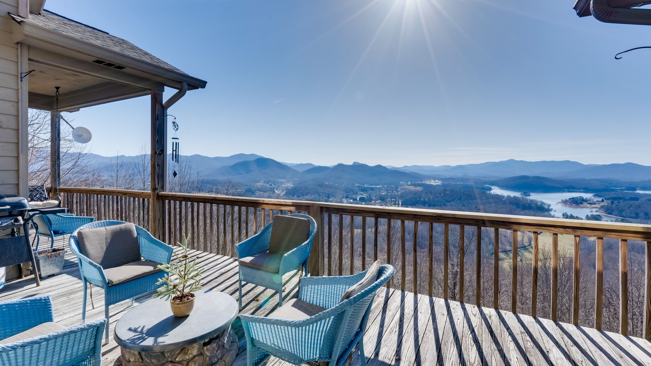 Photo of Outdoor in Hayesville