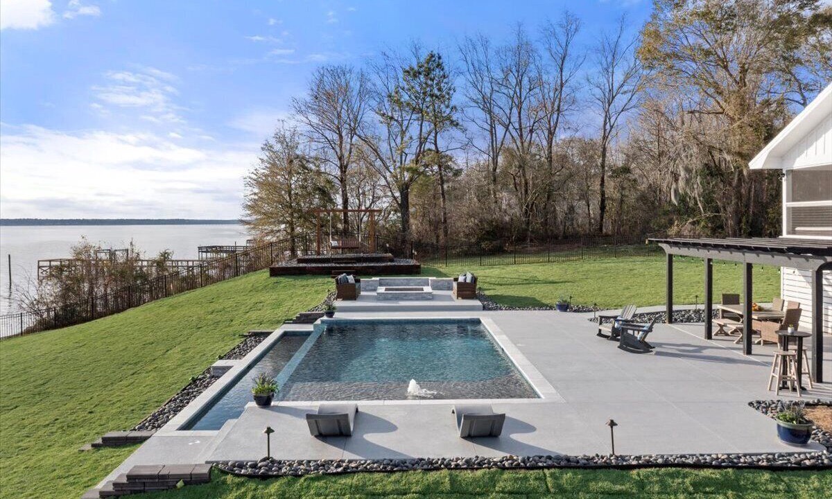 Photo of Outdoor in Summerton
