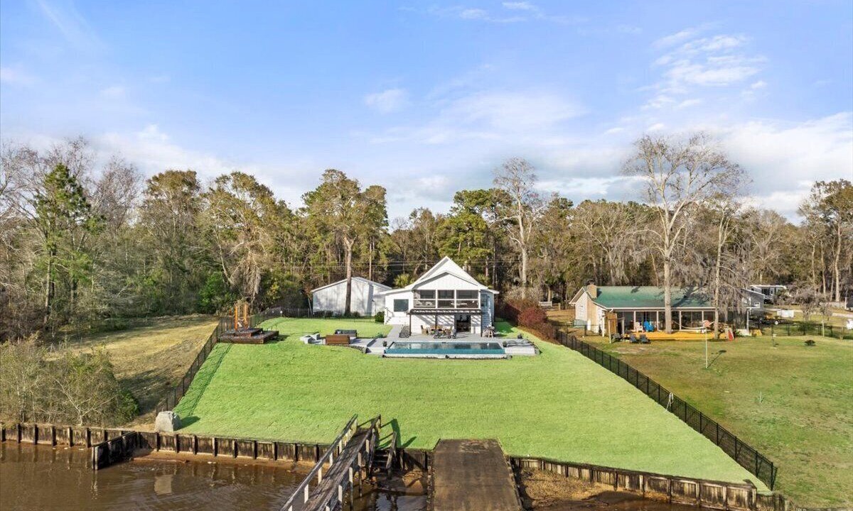 Photo of Outdoor in Summerton