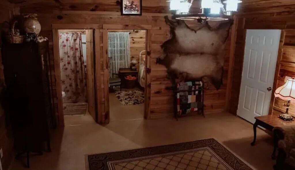 Photo of Bedroom in Abbeville County