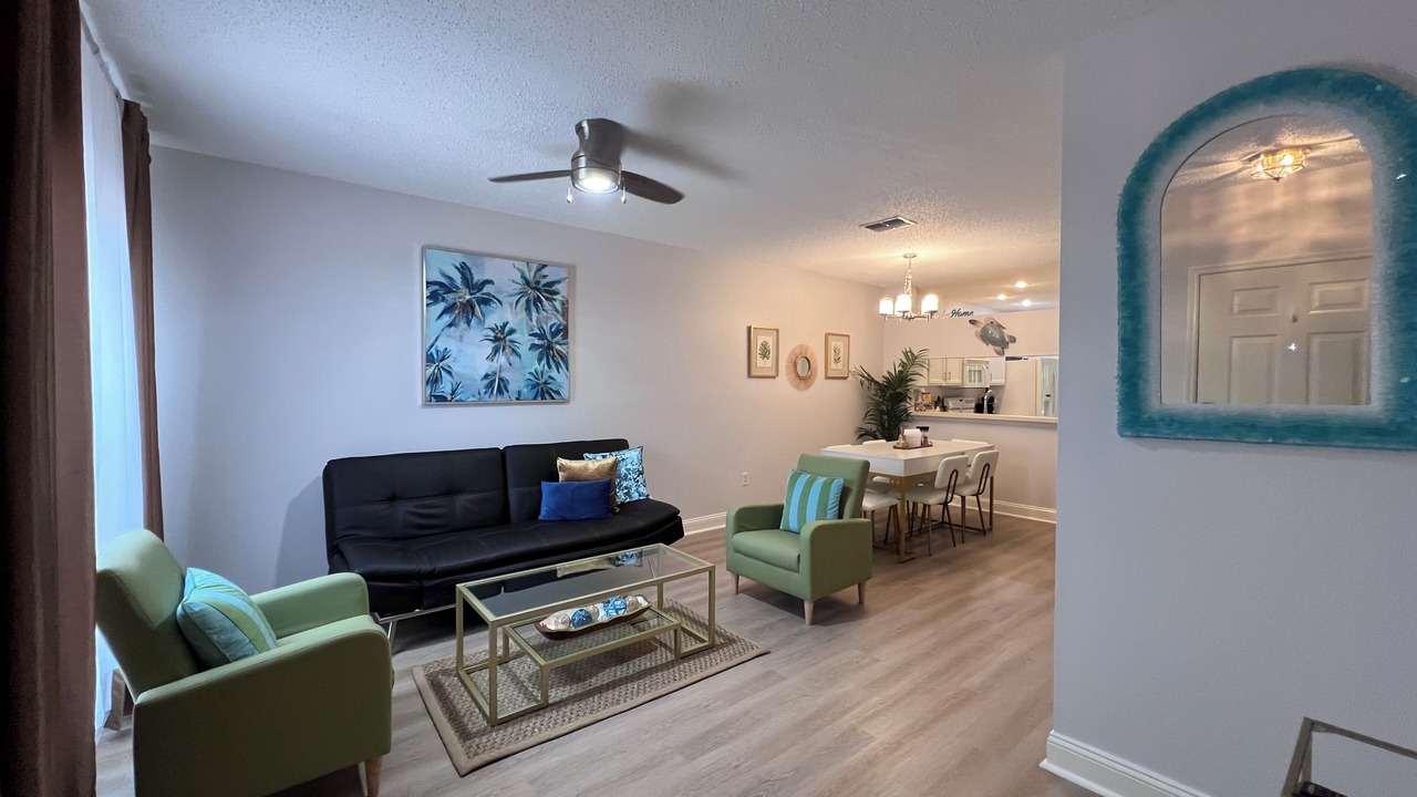 Photo of Livingroom in New Tampa