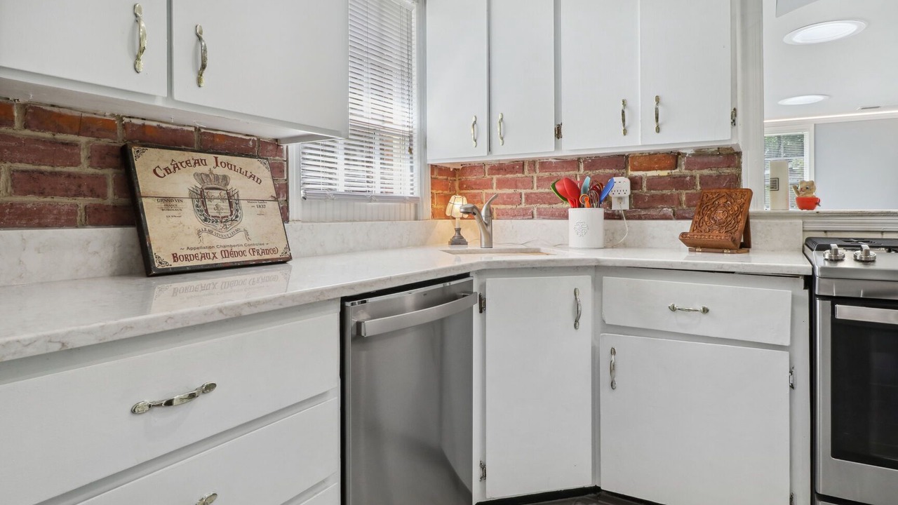 Photo of Kitchen in Midtown