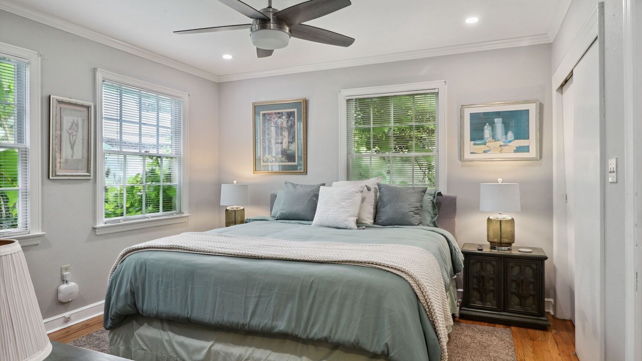 Photo of Bedroom in Midtown