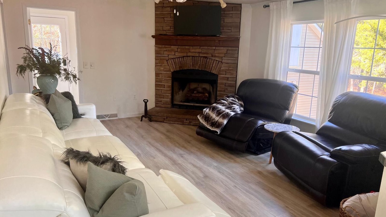 Photo of Livingroom in Chesterfield County