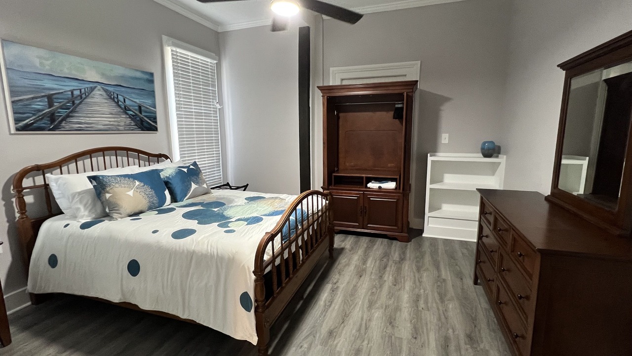 Photo of Bedroom in Downtown
