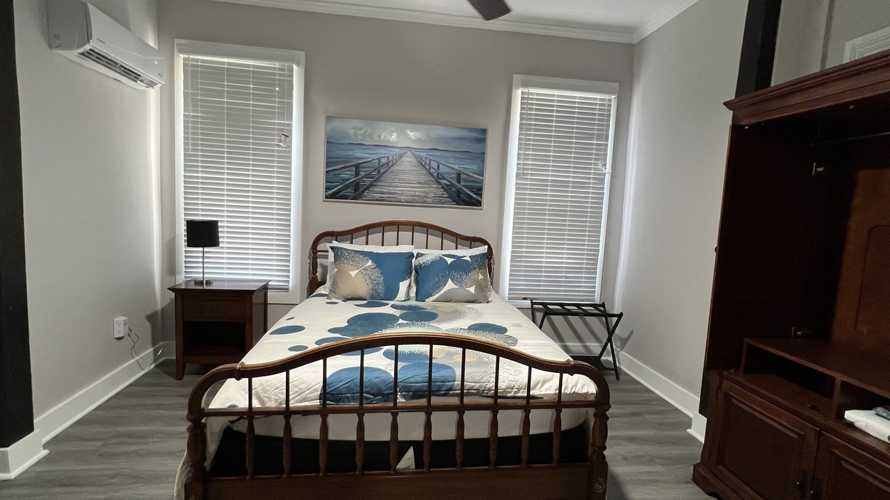 Photo of Bedroom in Downtown
