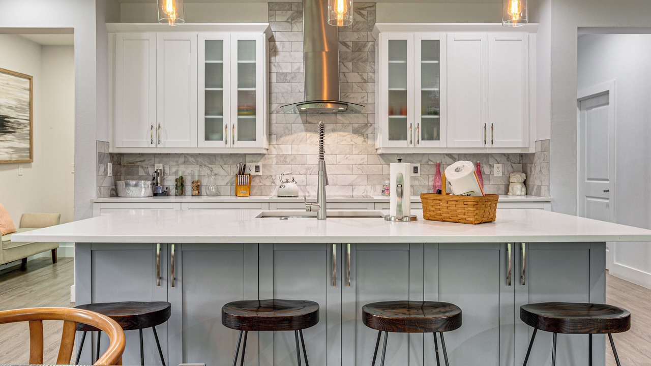 Photo of Kitchen in Bearss Plaza