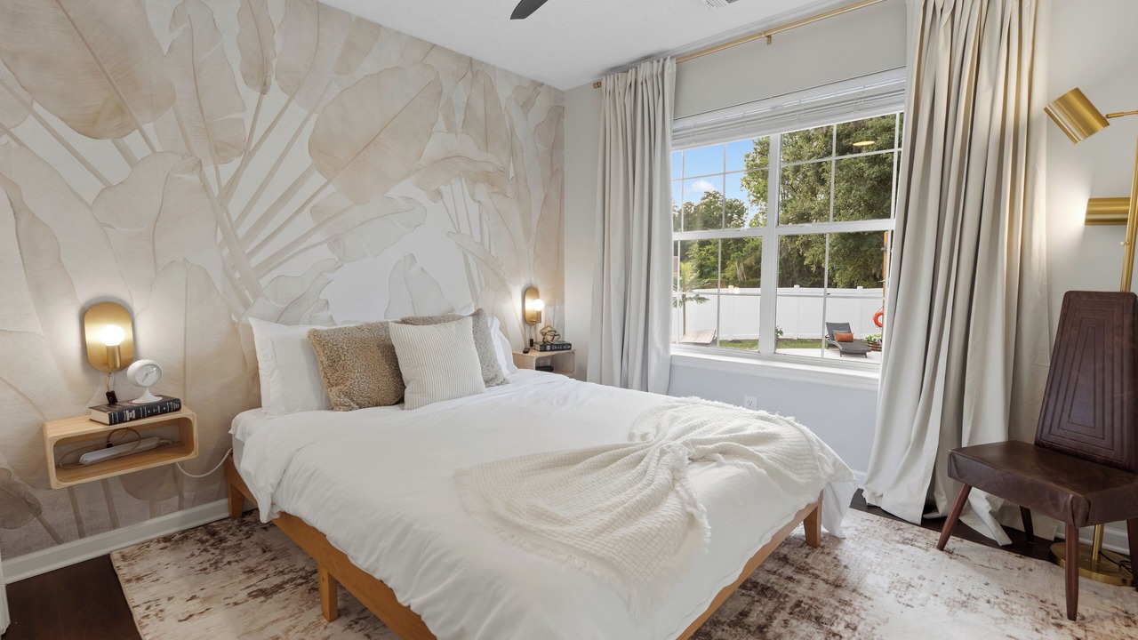 Photo of Bedroom in Whitemarsh Island