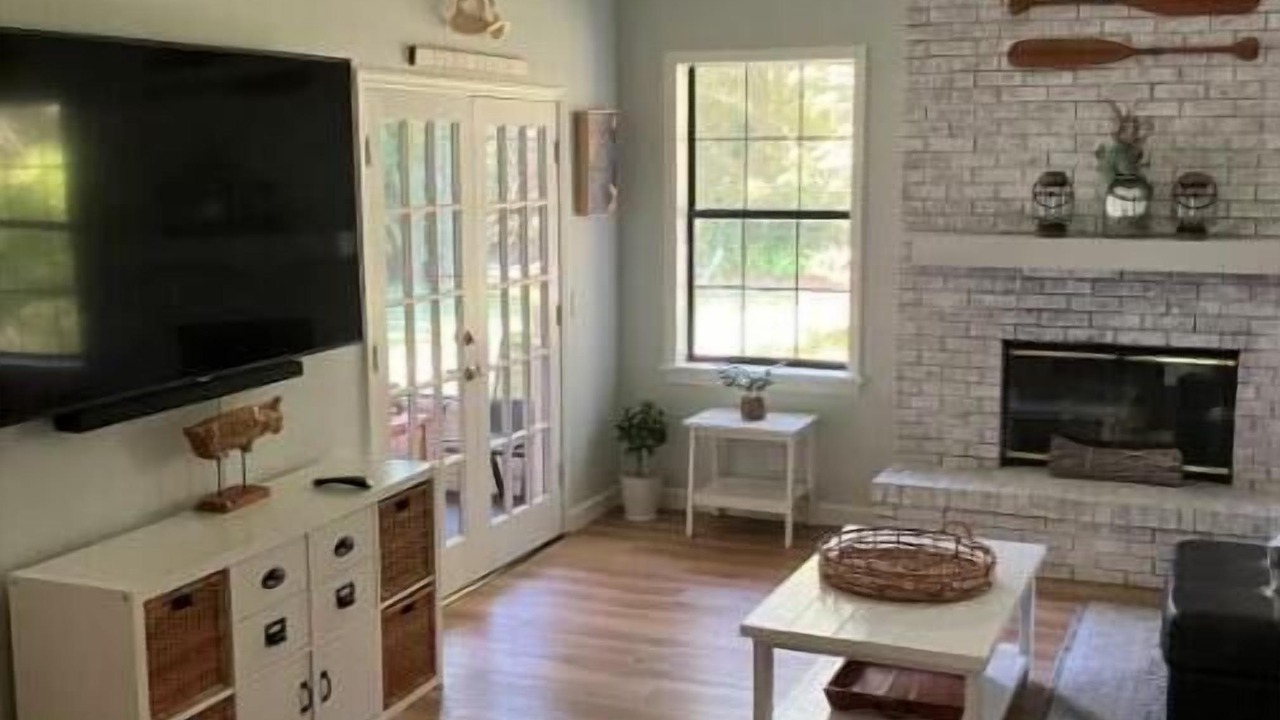 Photo of Livingroom in Gifford