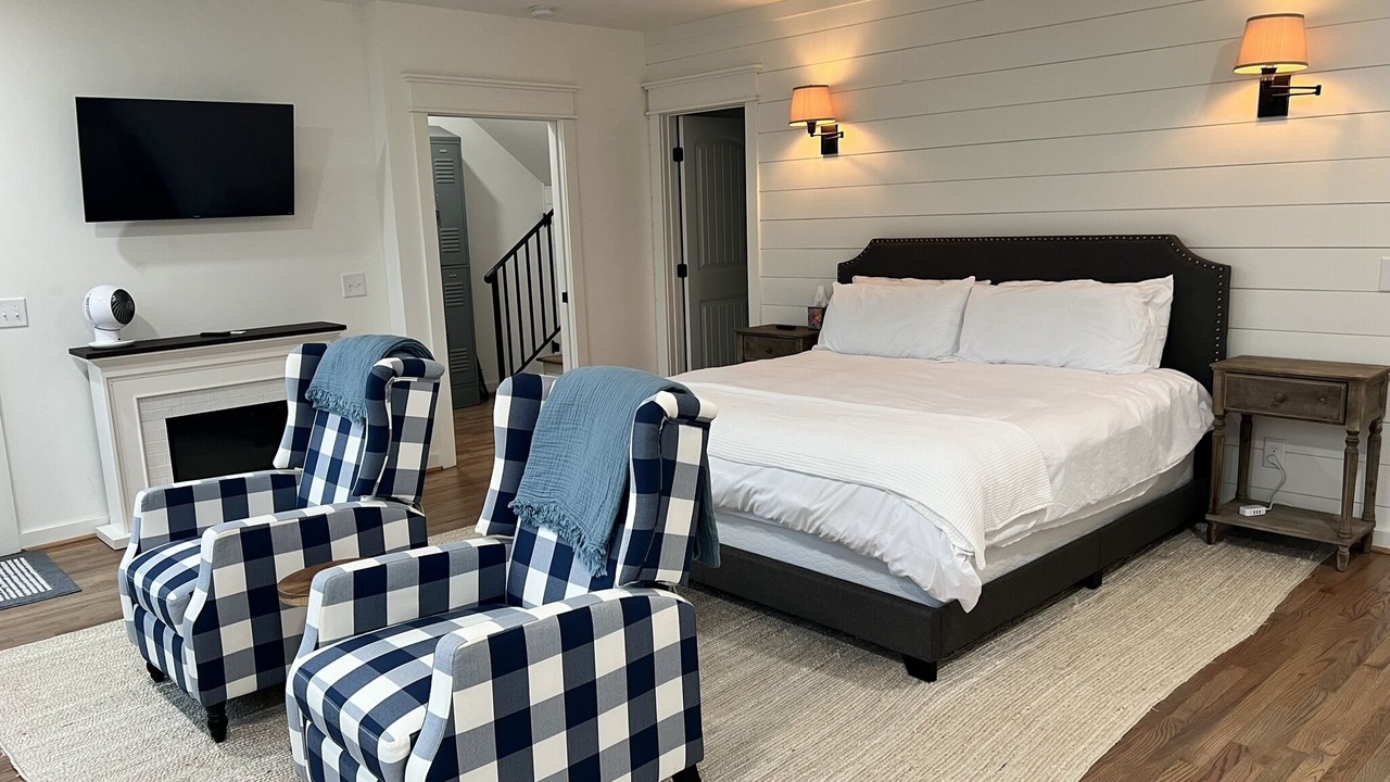 Photo of Bedroom in Mountain Rest