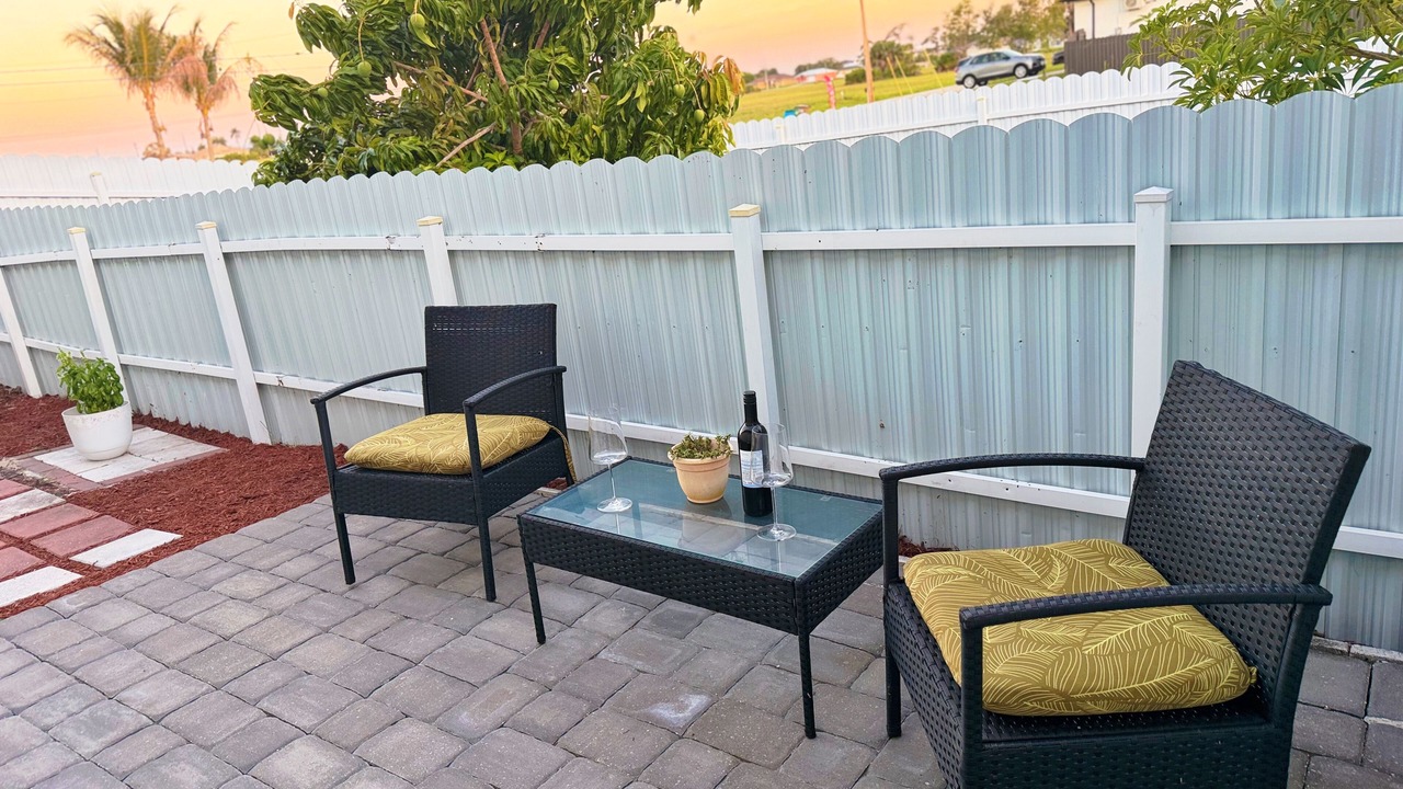 Photo of Patio Balcony in Mariner