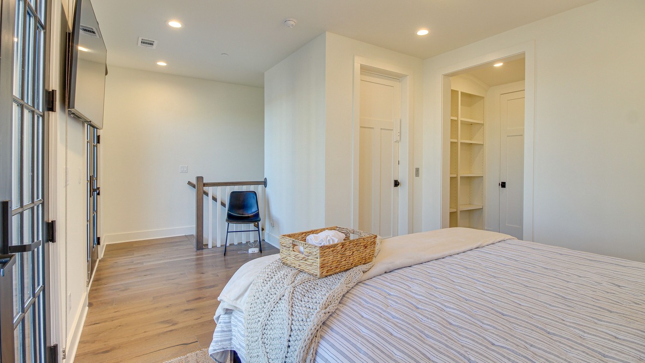 Photo of Bedroom in Hitch Village - Fred Wessels Homes