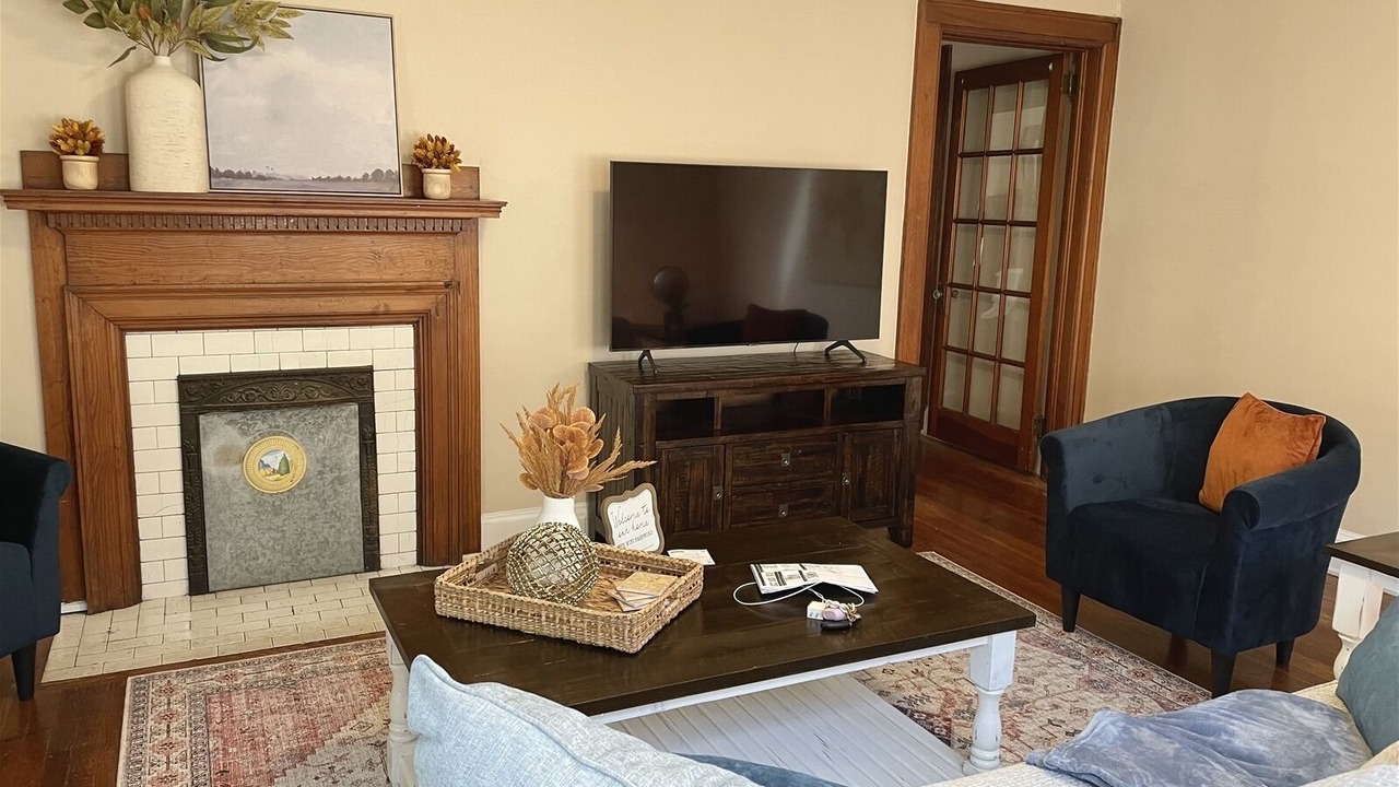 Photo of Livingroom in Anderson