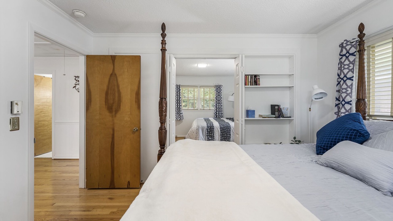 Photo of Bedroom in Anderson