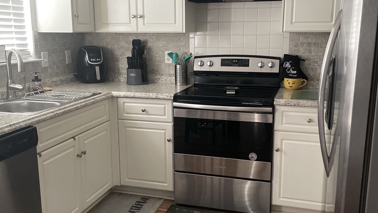 Photo of Kitchen in Peach Orchard