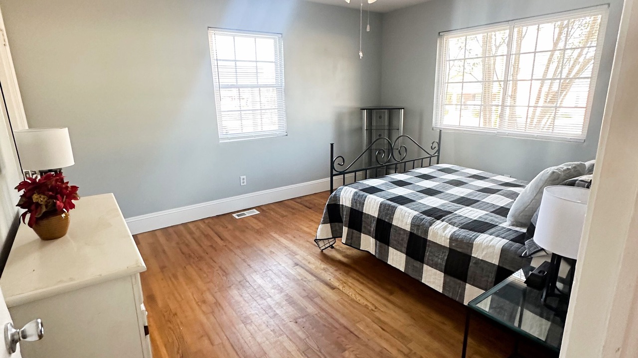 Photo of Bedroom in Greenwood