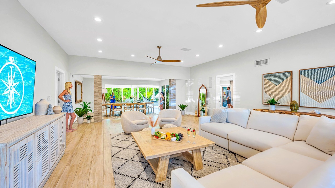 Photo of Others in Poinsettia Heights