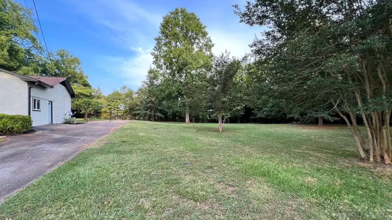Photo of Outdoor in Duncan