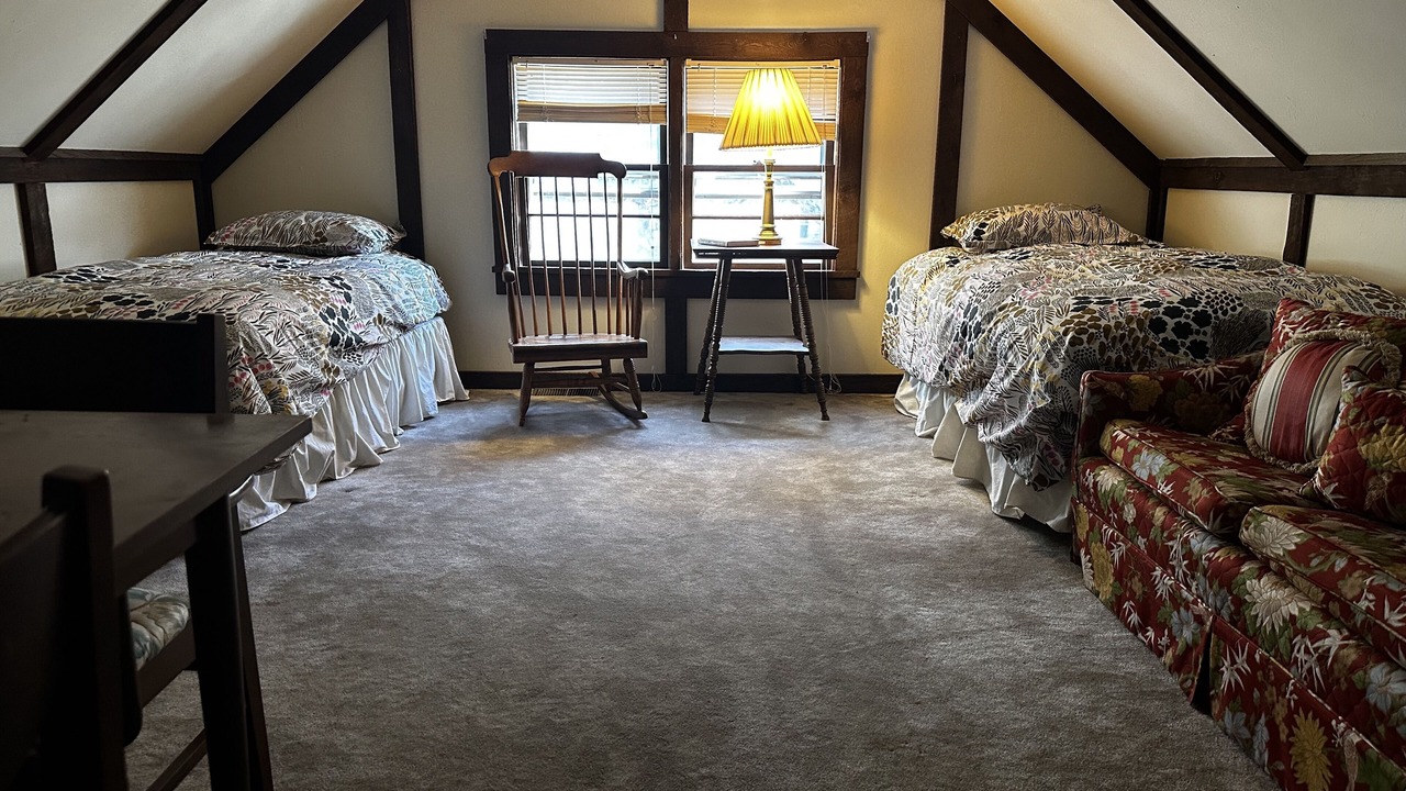 Photo of Bedroom in Salem