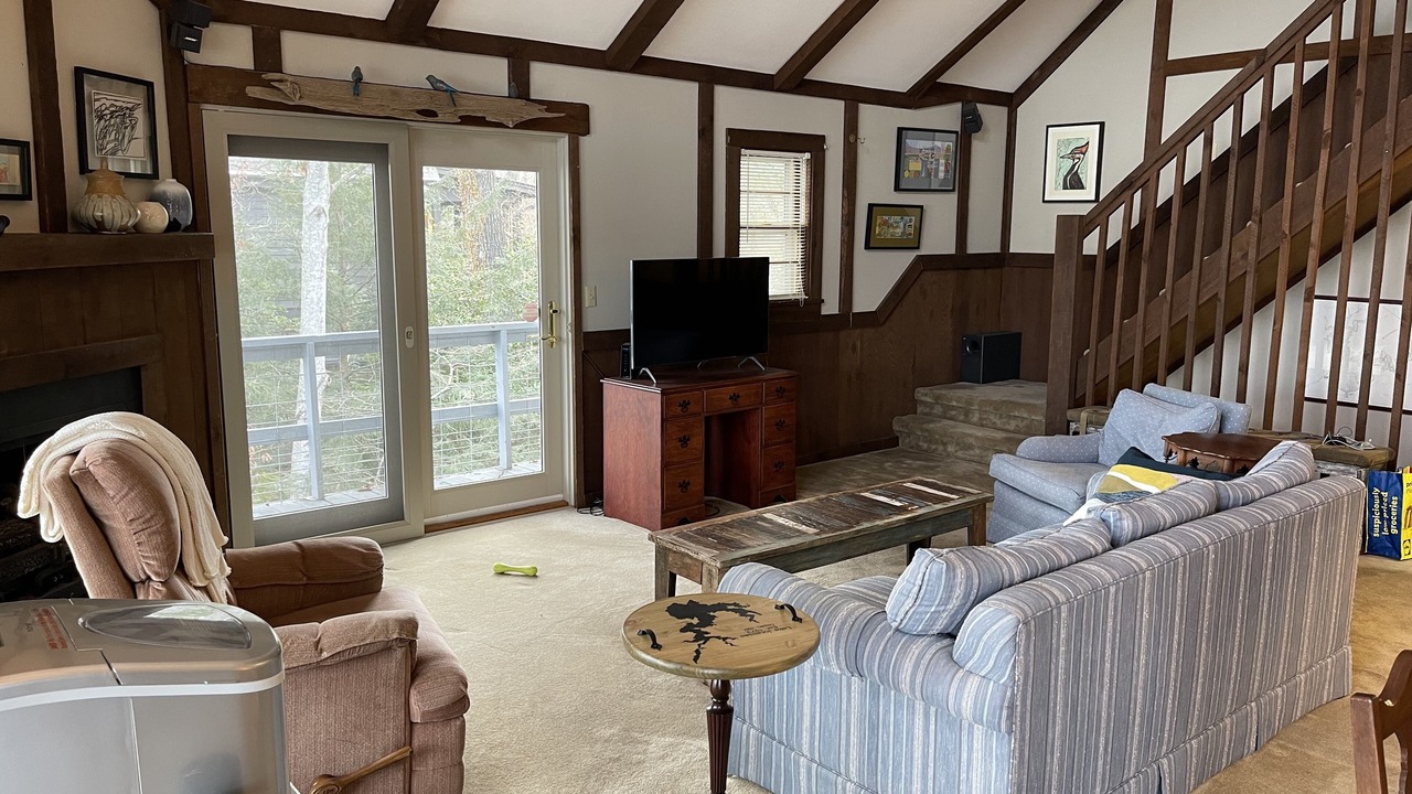 Photo of Livingroom in Salem