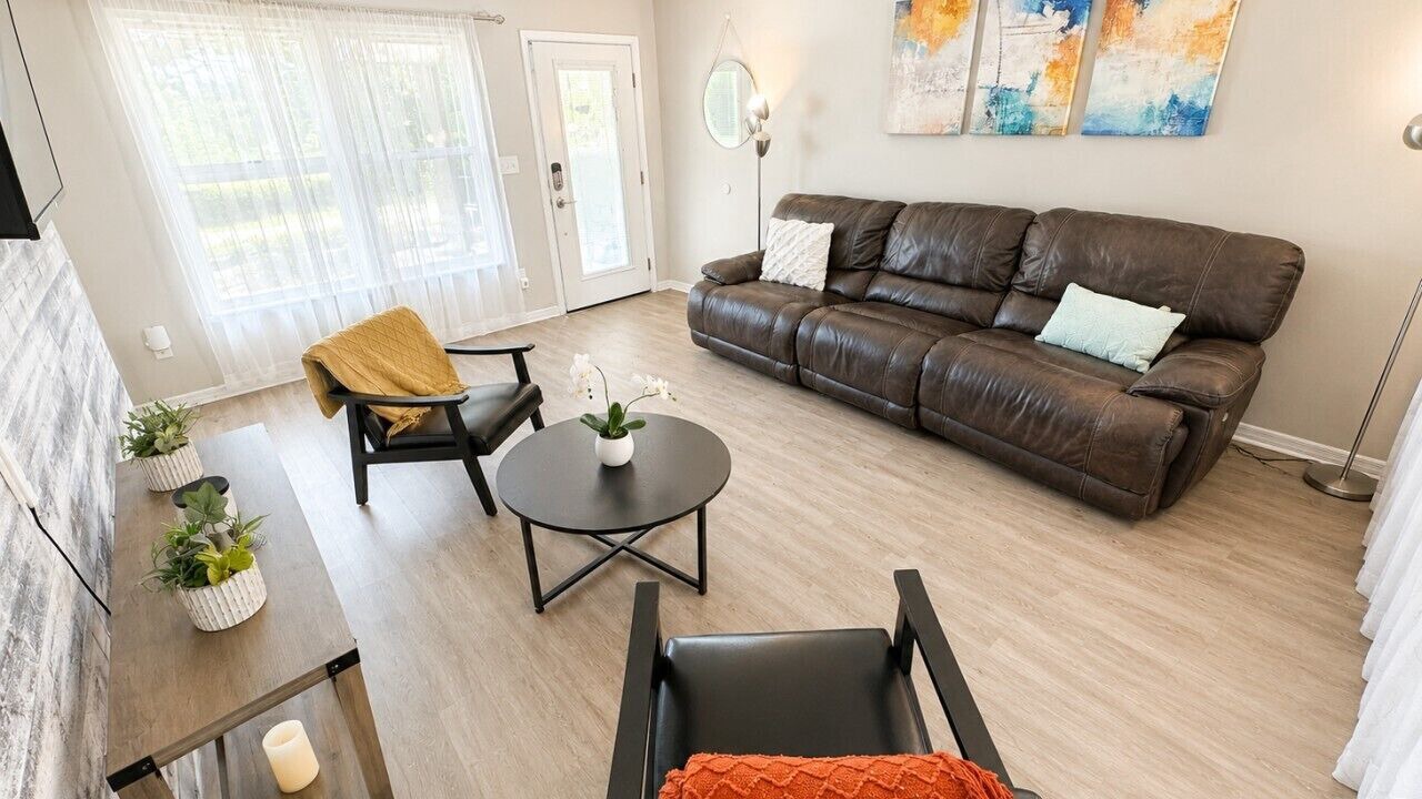 Photo of Livingroom in Westside