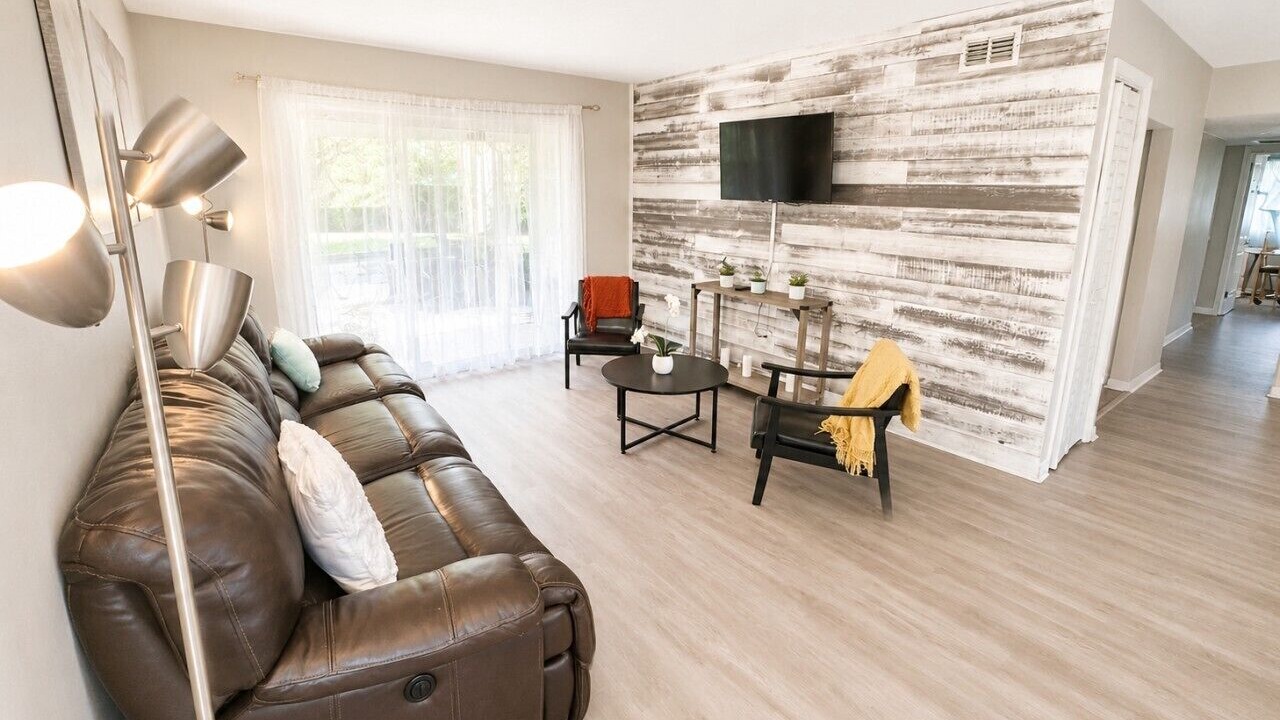 Photo of Livingroom in Westside