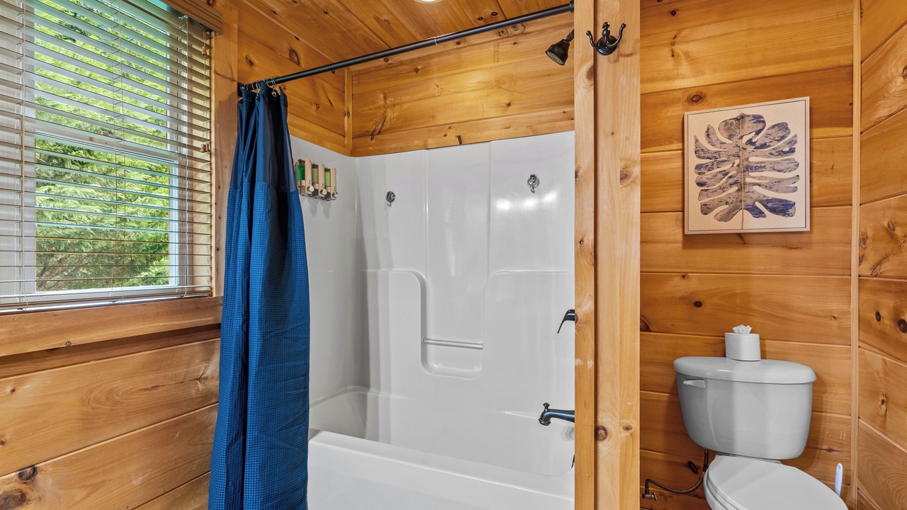 Photo of Bathroom in Saxony Forest